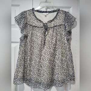 LC Lauren Conrad Black and White Floral Blouse, Size M